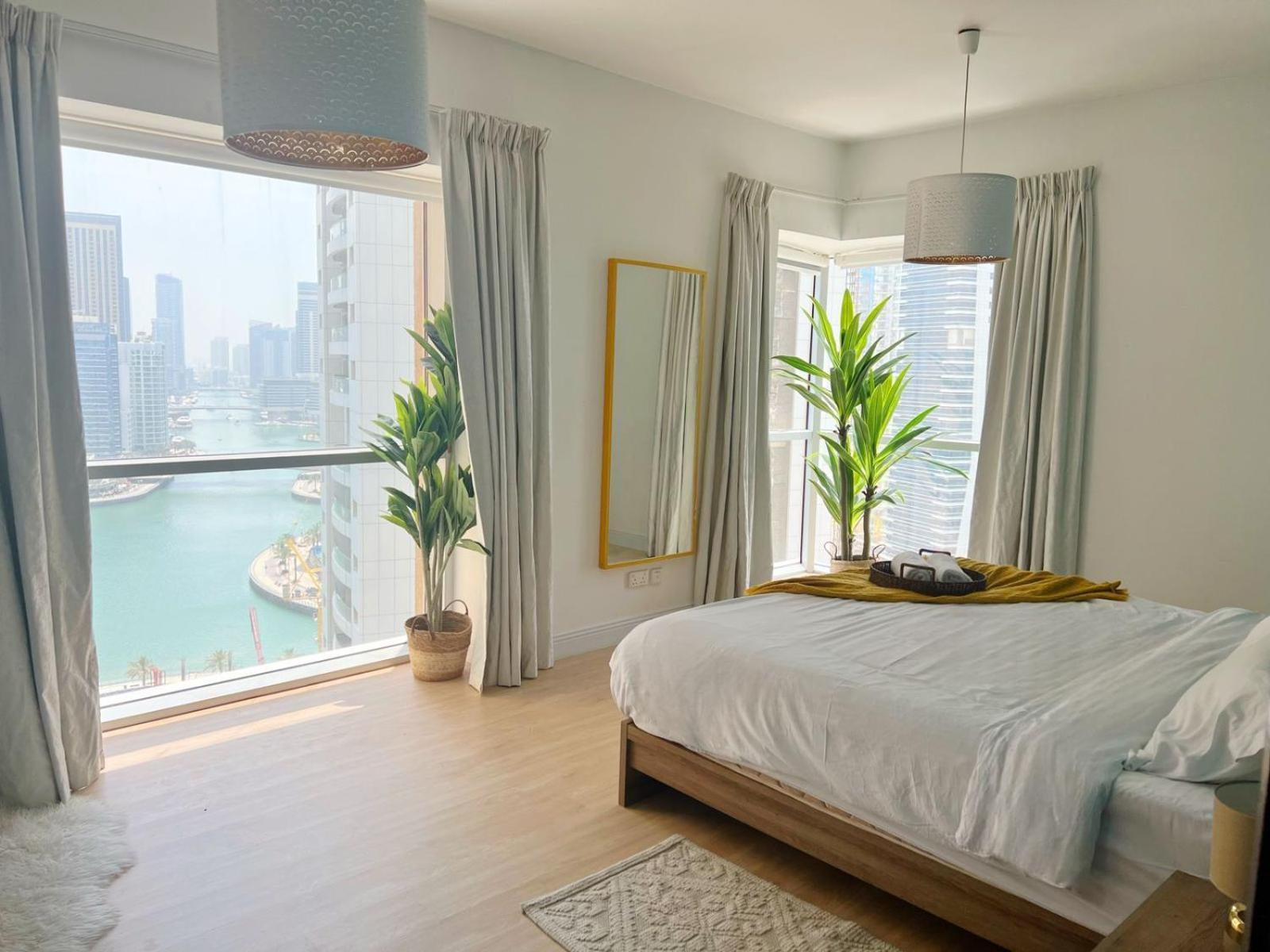 Newly Renovated Marina & Sea View Family Condo Dubai Exterior photo